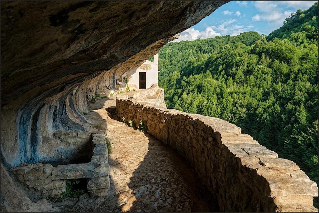 Azienda Agrituristica La Torretta Tocco da Casauria Bagian luar foto